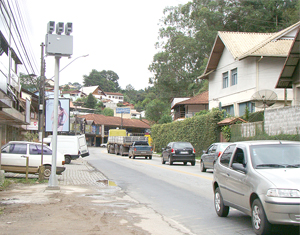 Moradores da Ponte da Saudade comemoram  instalação de fiscalização eletrônica no bairro