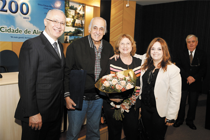 Em noite solene e de emoção, CDL presta  homenagem a Laercio e Zuenir Ventura