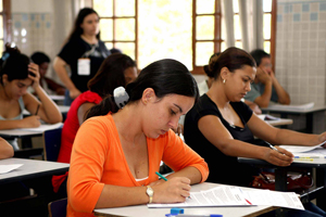 Inscrições para o vestibular do Cederj/UAB são prorrogadas até dia 15 