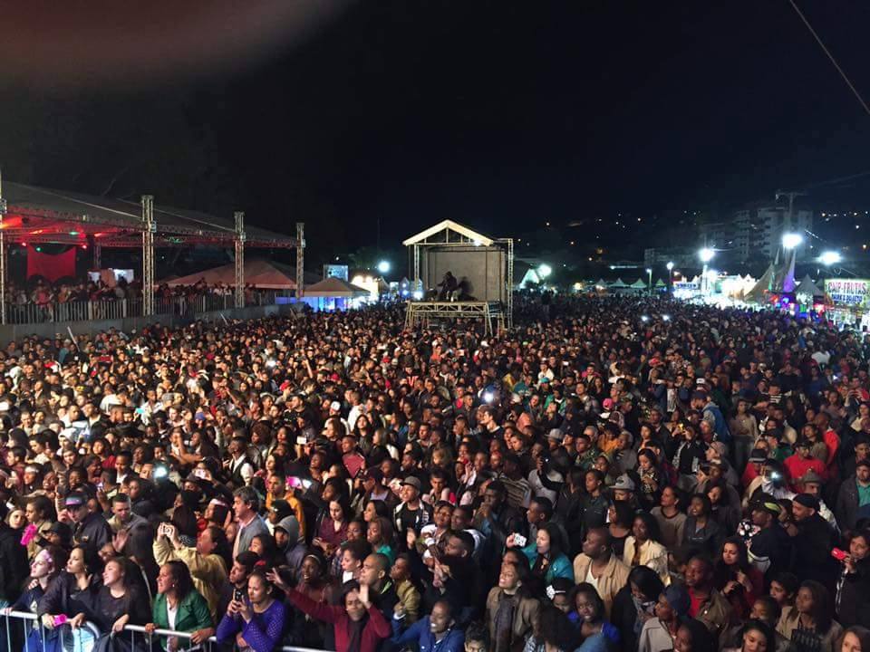 A multidão na Expo Cordeiro (Divulgação)