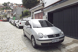 Estacionamento irregular