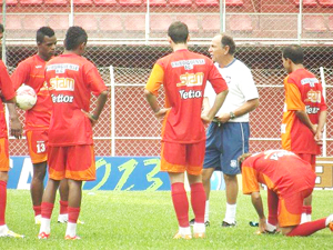 ESPORTES - Frizão ainda acredita