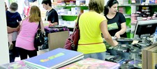 Volta às aulas: vendas nas papelarias sobem, e preços também