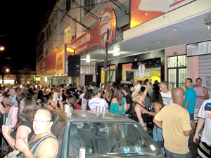 Samba, suor e muita alegria durante os preparativos para o carnaval