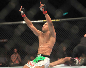 Edson Barboza acerta chute e vence Evan Dunham no primeiro round