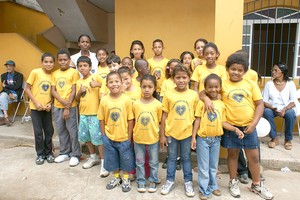 LBV fez festa natalina e entregou cestas a famílias atendidas