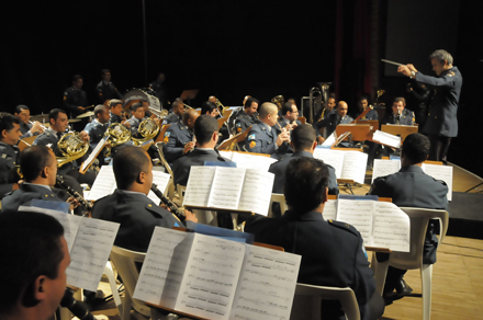 Banda da PM faz apresentação histórica no aniversário de Nova Friburgo