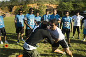 Equipe friburguense de futebol americano treina para buscar bicampeonato da Liffa