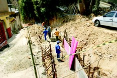 Duas Pedras: galeria de captação de águas das chuvas reconstruída na altura do Hospital São Lucas