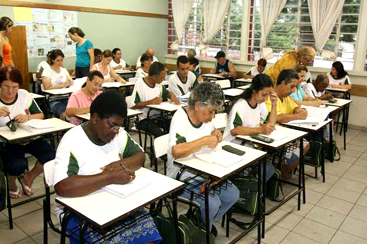 O Sesi Vila Amélia‭ ‬inscreve até a próxima quinta-feira ‬candidatos para as turmas do EJA (Foto: Arquivo A VOZ DA SERRA)