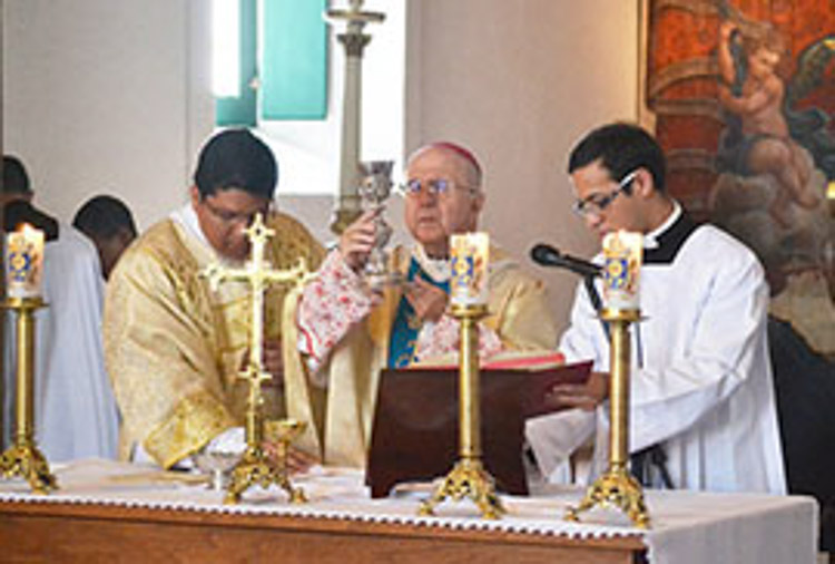 Dom Alano, segundo bispo da Diocese de Nova Friburgo, celebrou seus 40 anos de ordenação episcopal (Divulgação)