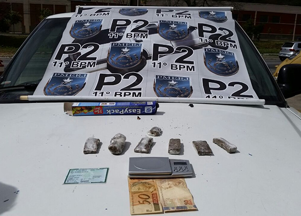 Cada tablete era vendido a R$100 no mercado (Foto: 11ºBPM)