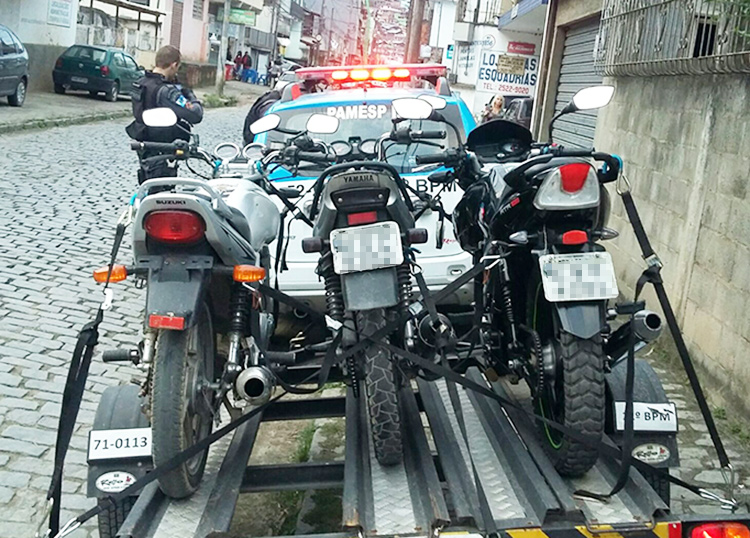 Motos apreendidas foram levadas para o pátio do Detran (Foto: 11ºBPM)