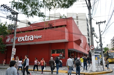 A tentativa de roubo aconteceu no supermercado Extra (Foto: Arquivo A VOZ DA SERRA)