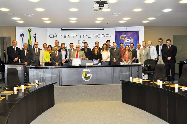 Empreendedores e empreendedoras de sucesso da cidade receberam Moção de Congratulações(Foto: Maycon Barbosa)