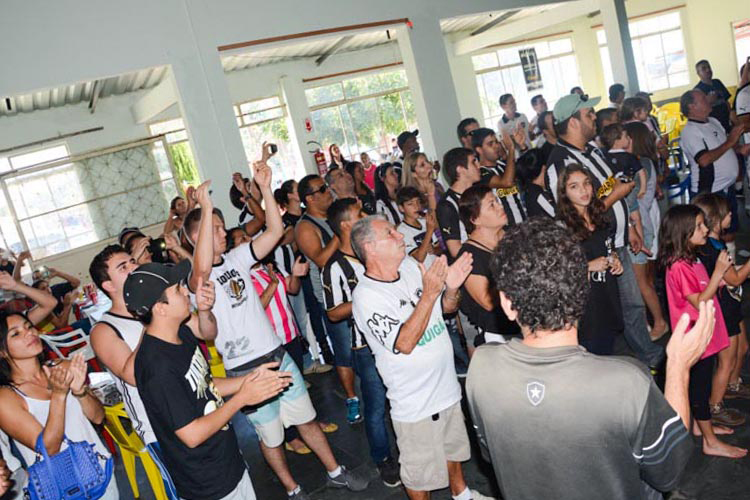 Abrace o Botafogo edição em Sumidouro (Foto: Arquivo A VOZ DA SERRA)