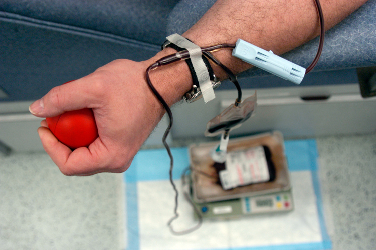 Necessidade de doação de sangue cresce durante as férias