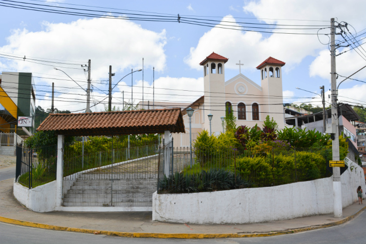 Paróquia Santa Teresinha, em Conselheiro Paulino (Foto: Amanda Tinoco/Arquivo A VOZ DA SERRA)