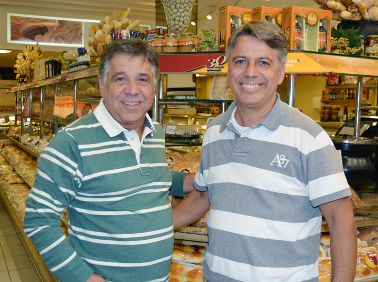 Os irmãos Olney e Gustavo Botelho comandam a padaria que é referência no ramo em todo o país