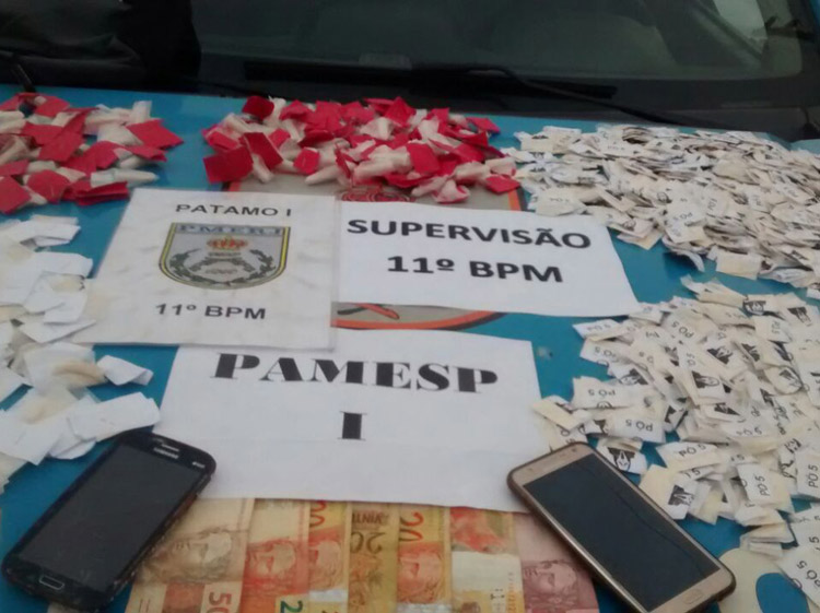 Mais de 700 papelotes de cocaína apreendidos e quatro presos no Floresta