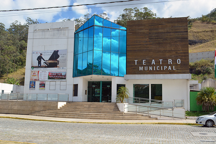 Teatro Municipal Laercio Rangel Ventura (Foto: Henrique Pinheiro)