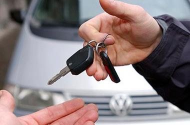 Detran suspende cobrança de taxa para venda de veículos no estado