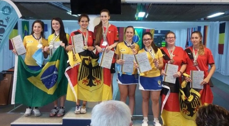 Equipe brasileira que participou do Mundial: segunda colocação no quadro de medalhas (Foto: Divulgação)