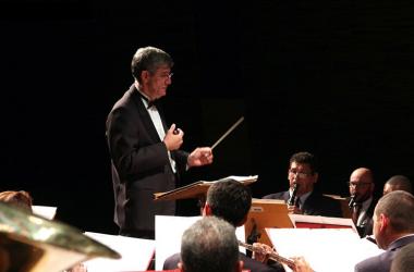 Concerto foi conduzido pela batuta do maestro Marcus Almeida (Foto: Glaiso Pereira) 