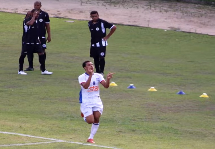 Artilheiro da Copa Rio com oito gols, Lohan comanda o ataque do Friburguense contra a Portuguesa