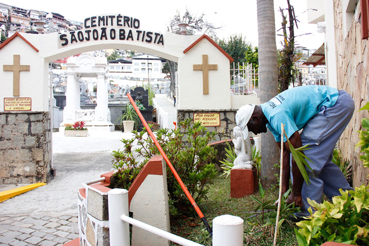 Os cemitérios de Nova Friburgo deverão, como de costume, receber um grande número de visitantes (Foto: Leonardo Vellozo/Secom PMNF)