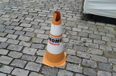 Os cones pichados já foram substituídos pela Smomu (Foto: Alerrandre Barros)