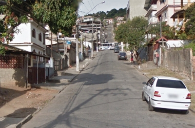 A Rua Uruguaiana, onde foi efetuada a prisão (Foto: Google Street View)