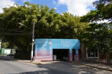 A fachada da Fevest no Country (Foto: Henrique Pinheiro)
