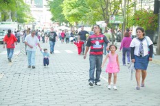 Hoje é Domingo: projeto leva crianças e adultos à principal avenida da cidade