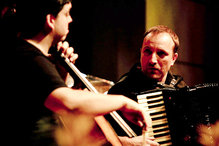 Concertos na Catedral traz o Duo Entrerios a Nova Friburgo