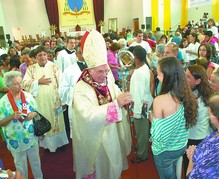 Bispo festeja 50 anos dedicados à Igreja