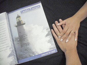 Em Nova Friburgo, curso ajuda casais a preservar o matrimônio