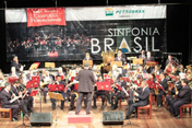 Banda Campesina Friburguense realiza concerto no Teatro Municipal de Duque de Caxias