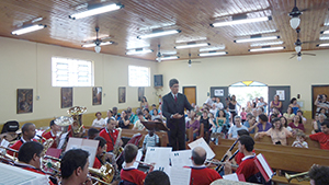 A Banda-Escola Campesina Friburguense se apresenta na Igreja de São Geraldo