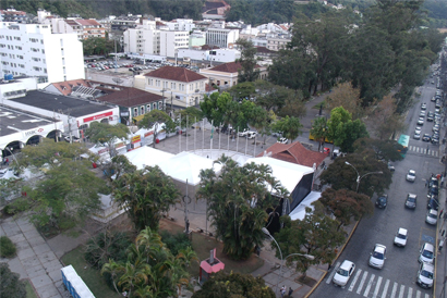 Padre Fábio de Melo se apresenta hoje na Praça Dermeval