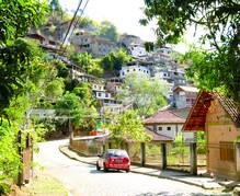 Tingly: ah, que sossego... Pena que não tem escola!