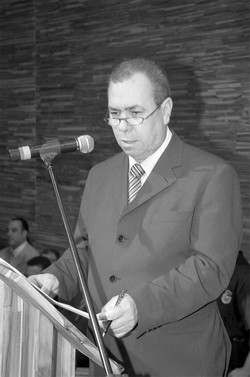 Pedro Osmar se rende à poesia!