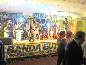 Baile da Superação: Euterpe resgata os áureos tempos dos bailes de orquestra na noite friburguense