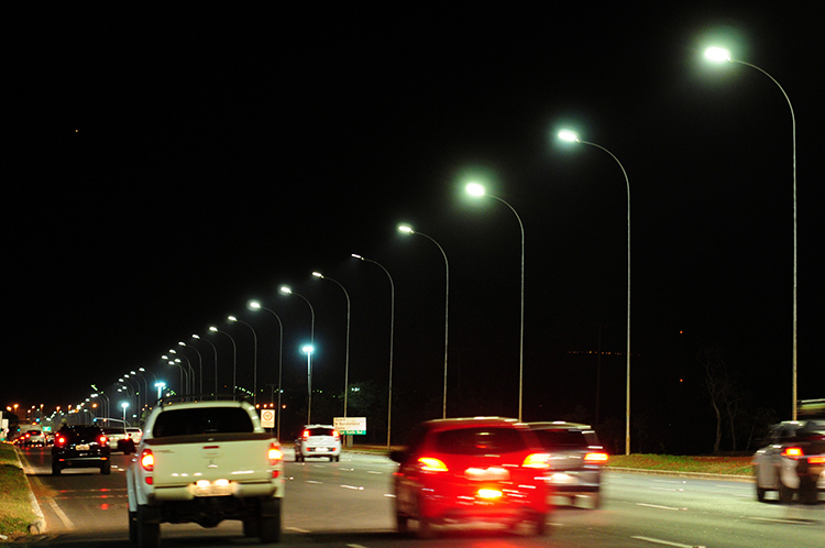 A iluminação pública é um dos setores em potencial (Foto: Flickr)