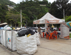 Transforme o lixo reciclável em bônus para a conta de luz