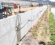 Obras do PAC deverão durar mais um ano e meio 