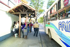 Ponto de ônibus da Avenida Comte Bittencourt não será mais desativado