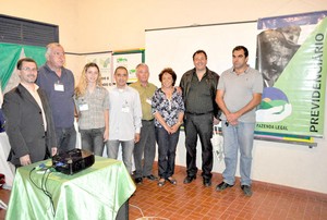 DUAS BARRAS - Previdência social é tema de reunião promovida pelo Sindicato Rural de Duas Barras em Quilombo