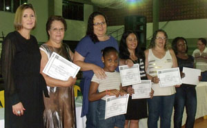 Assistência Social entrega 392 certificados de 11 cursos ministrados durante o ano