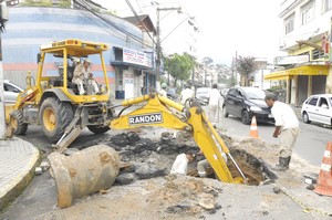 Prefeitura se mobiliza para solucionar problemas causados pela chuva